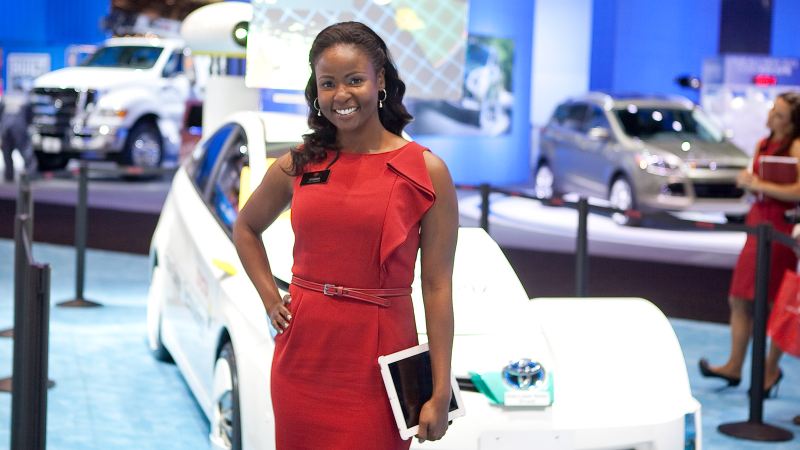 Illustration for article titled The Booth Professionals Of The Chicago Auto Show